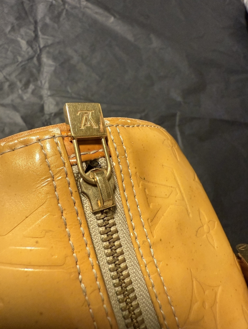 Louis Vuitton Monogram Vernis Papillon - Picture 16 of 16